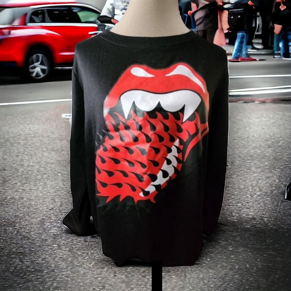 NWT ROLLING STONES (LG) Black Big Lips and Tongue Graphic Sweatshirt